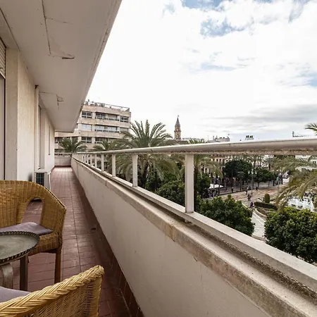 Allo Plaza Arenal Centro 2 Apartment *