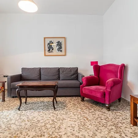 Allo Plaza Arenal Centro 2 Apartment